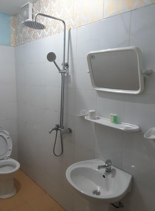 Army Barracks Guesthouse Ванг-Виенг Экстерьер фото